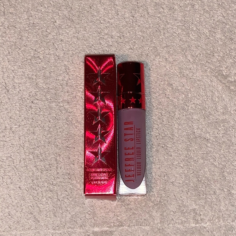 BNIB Jeffree Star Liquid Lip in “Self Control”